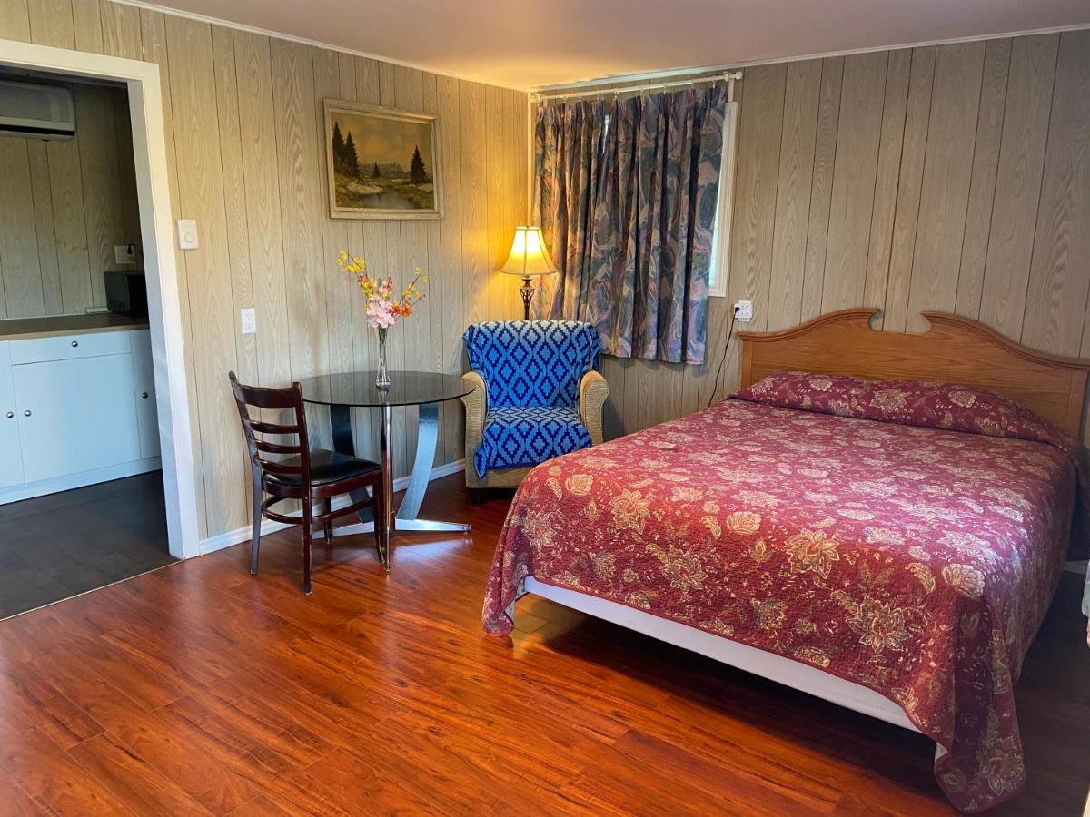 Motel Des Erables Coteau-du-Lac Ngoại thất bức ảnh