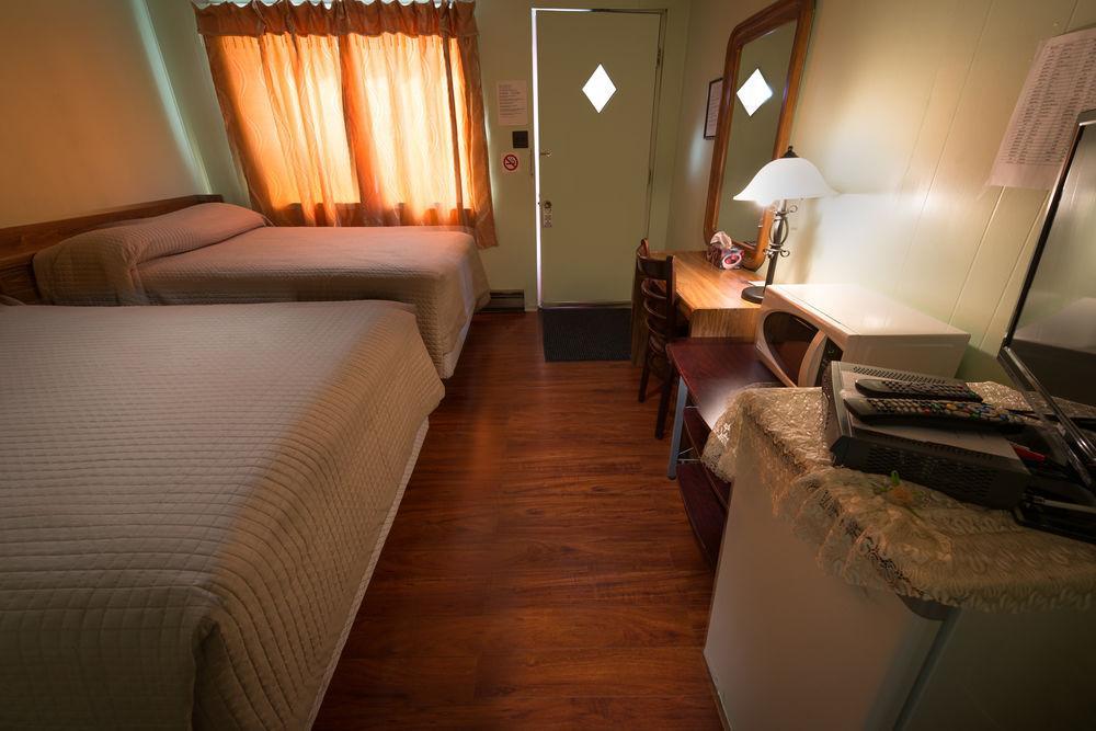 Motel Des Erables Coteau-du-Lac Ngoại thất bức ảnh