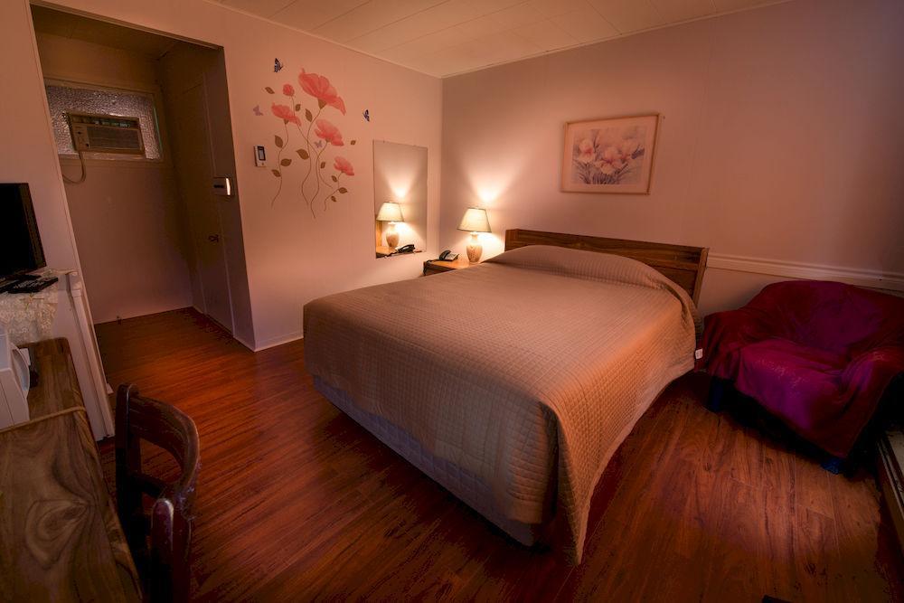 Motel Des Erables Coteau-du-Lac Ngoại thất bức ảnh