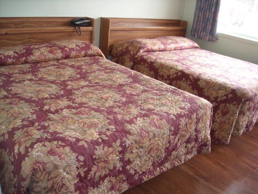 Motel Des Erables Coteau-du-Lac Ngoại thất bức ảnh